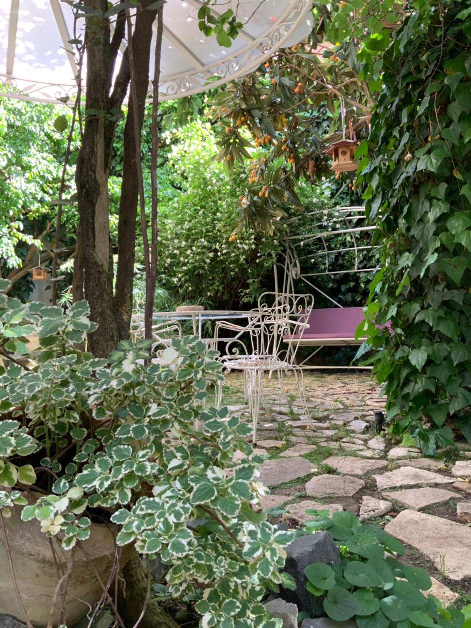 Vatican Fairytale Garden Рим Экстерьер фото